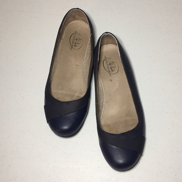 LIFE STRIDE | 9W Simply Comfort Azalea Flats - Picture 4 of 6